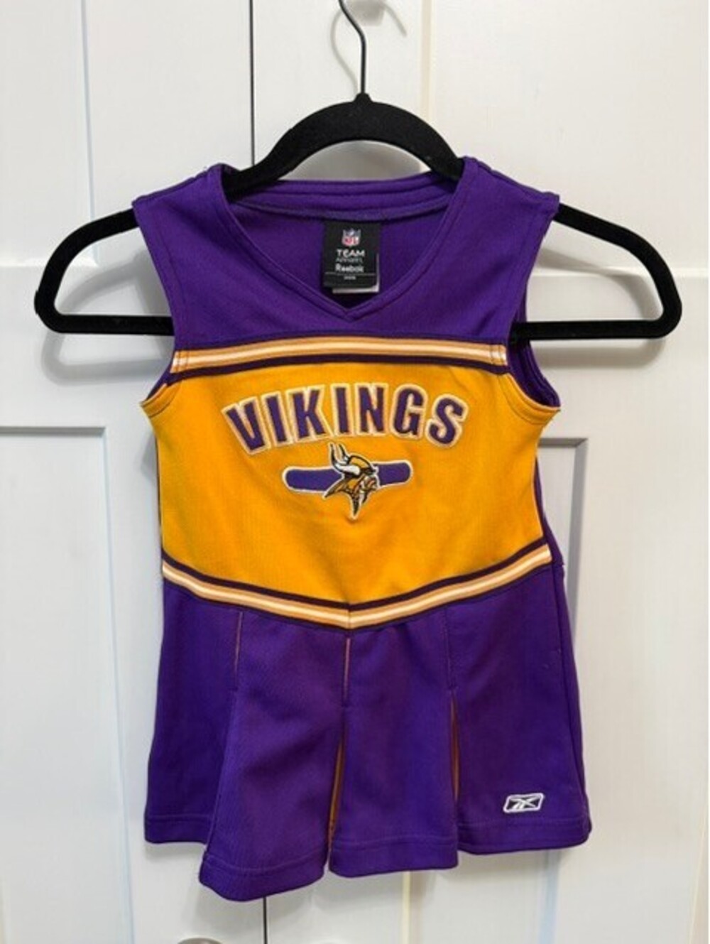 Vikings kids cheerleader outfit by Reebok size 4T Football Cheer Vikings fan